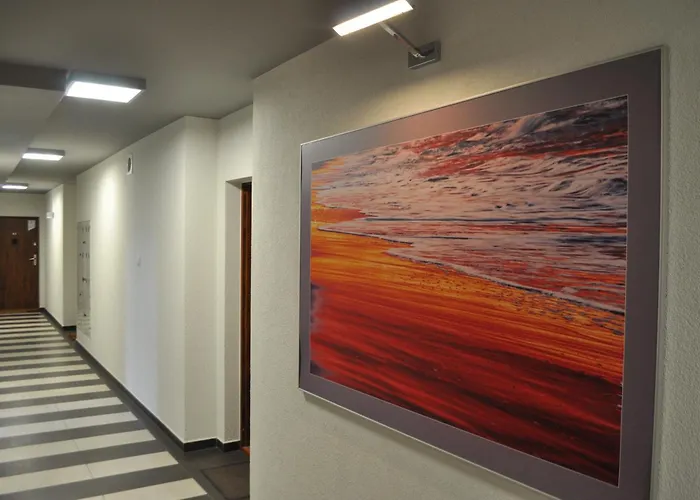 Solna 11a Z Garazem W Cenie * 科沃布热格