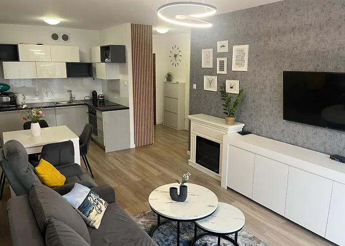 Solna 11a Z Garazem W Cenie 公寓