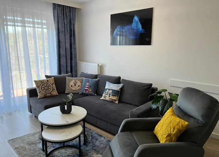 Solna 11a Z Garazem W Cenie * 科沃布热格