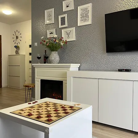 Solna 11a Z Garazem W Cenie Apartmán