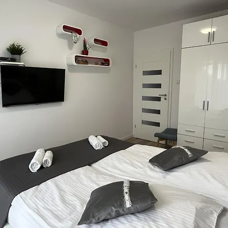Apartment Solna 11a Z Garazem W Cenie *