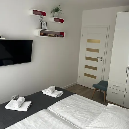 Solna 11a Z Garazem W Cenie