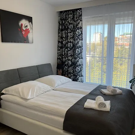 Solna 11a Z Garazem W Cenie Apartmán